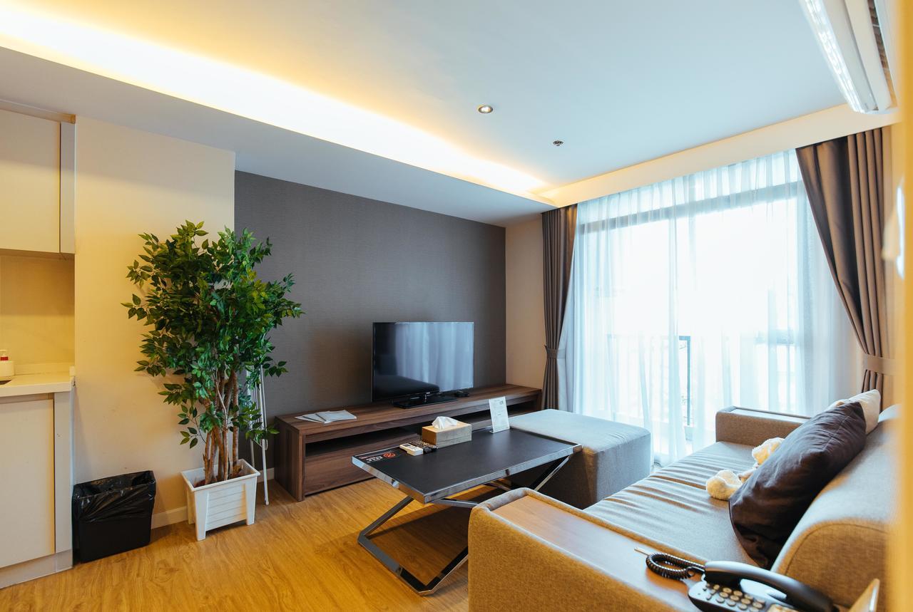 Roomme Hospitality Nang Linchee Branch Бангкок Екстер'єр фото
