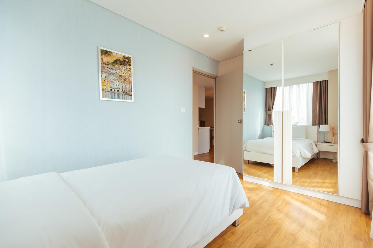 Roomme Hospitality Nang Linchee Branch Бангкок Екстер'єр фото