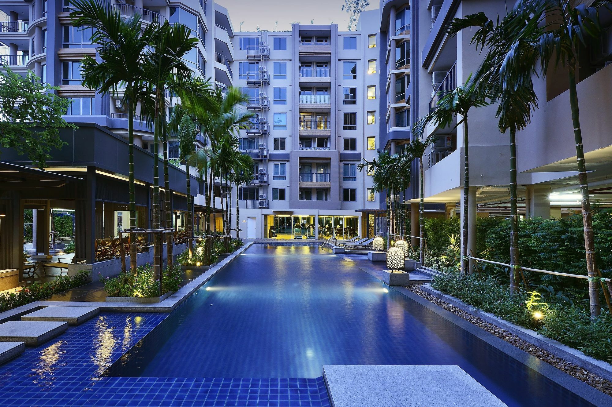 Roomme Hospitality Nang Linchee Branch Бангкок Екстер'єр фото